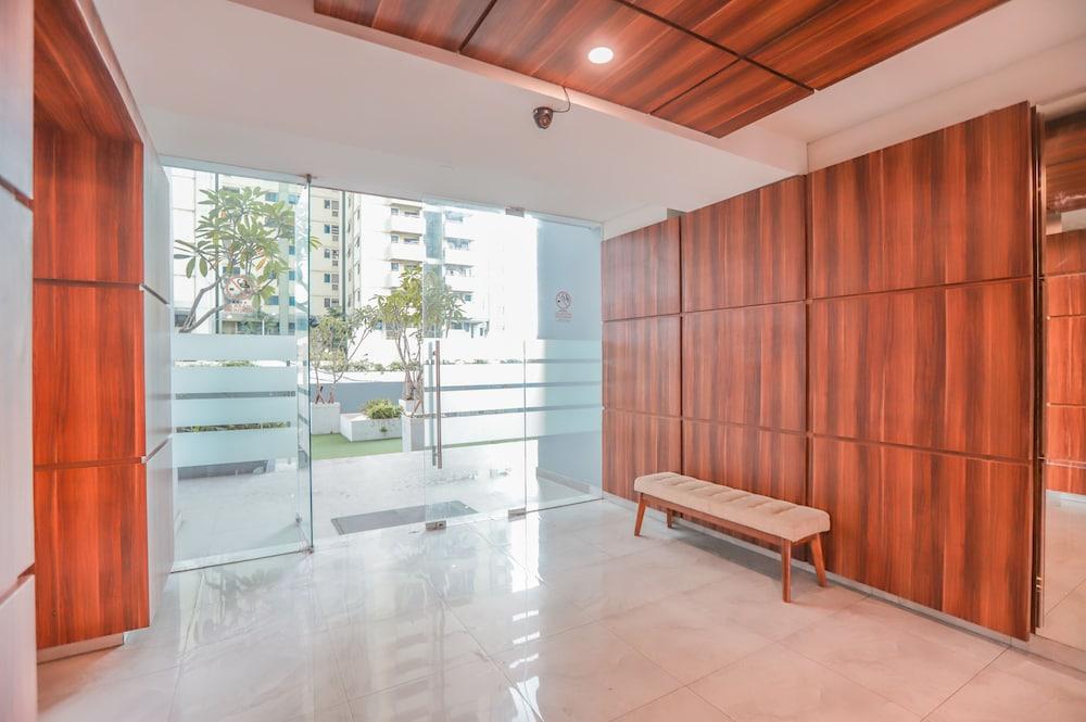 Flagship 210 Amethyst Kemayoran Джакарта Экстерьер фото