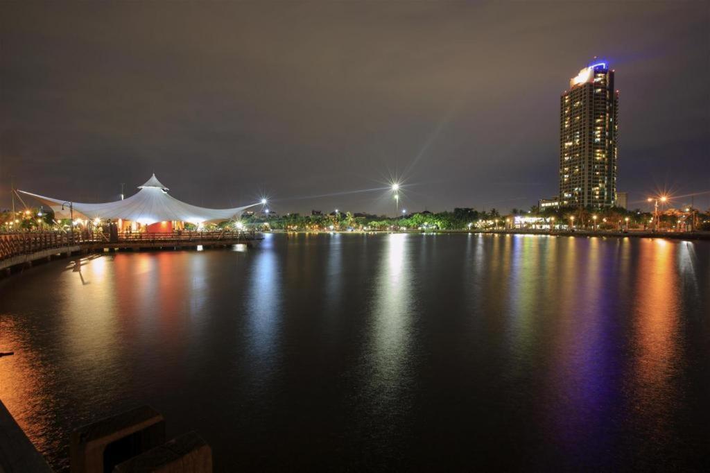 Flagship 210 Amethyst Kemayoran Джакарта Экстерьер фото